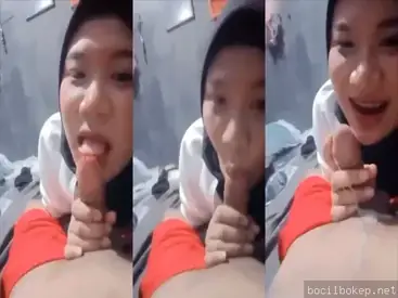 Hijab Binal Sepong Kontol Pacar Baru poster