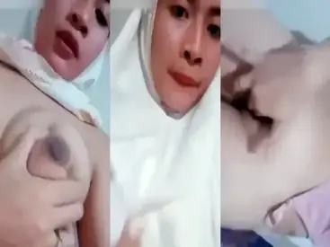 Ukhti Mukenah Bugil Binal Ngocok Memek Indo poster